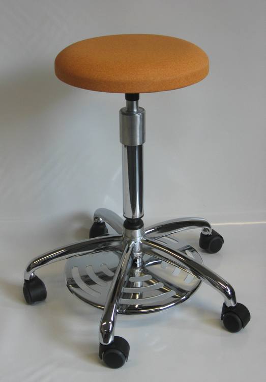 tabouret medical commande au pied 13DI